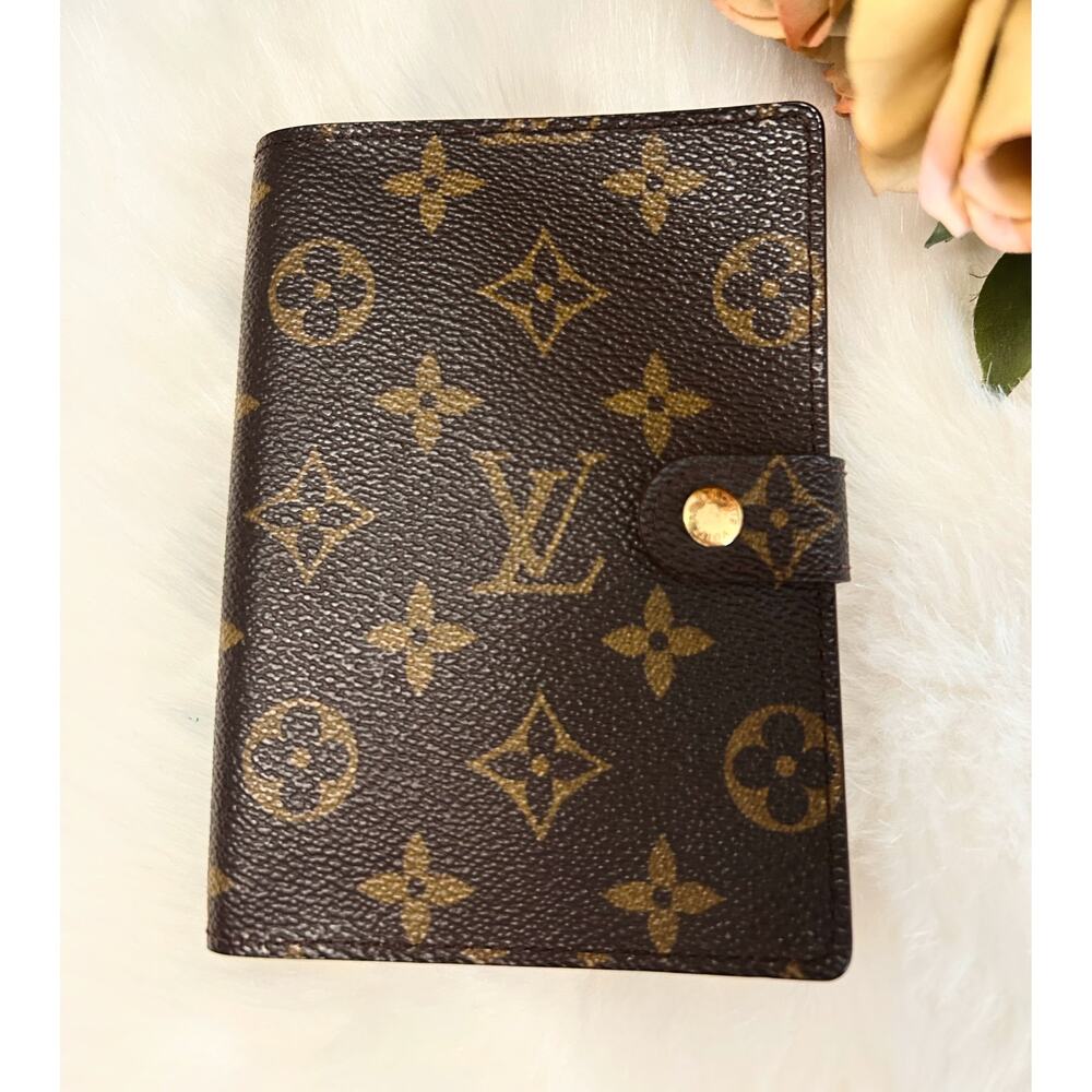 Vintage Authentic Louis Vuitton Monogram PM Ring Agenda Made in Spain CA1918